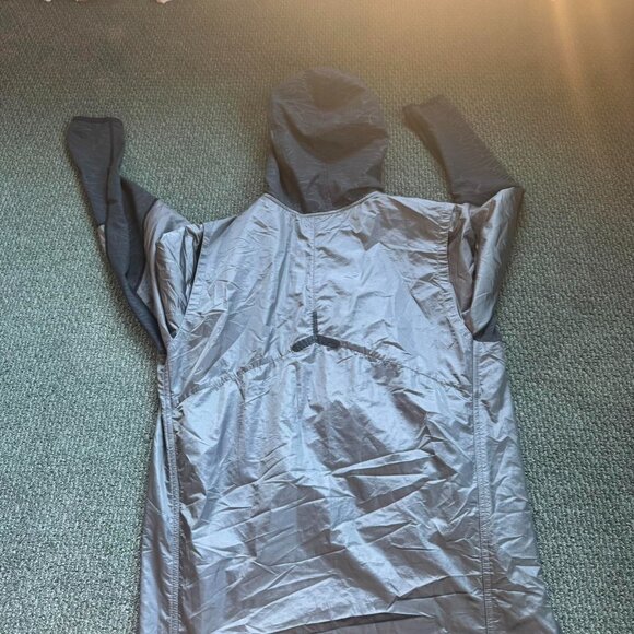 Nike Black Silver OREGON DUCKS Velocity Fly Jacket Men's Large Used - Picture 9 of 14